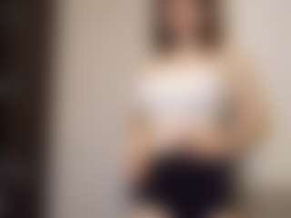 Live cam show with Polly - Shaved on Camsoda