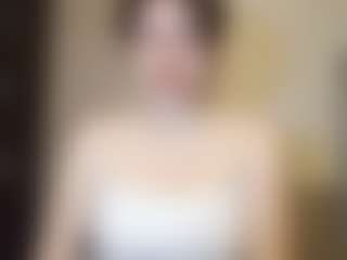 Live cam show with Polly - Flashing on TeamSkeetLive