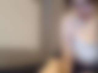 Live cam show with Polly - School on Camsoda