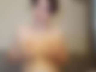 Live cam show with Polly - Average on slutload