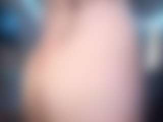 Live cam show with Polly - Camel Toe on Camsoda