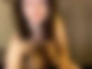 Live cam show with Polly - Blonde Hair Curvy on Camming Site