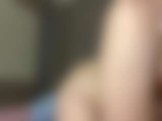 Live cam show with Polly - Blue Eyes on fapnchat