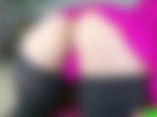 Kamikissx's Live Sex Cam Show