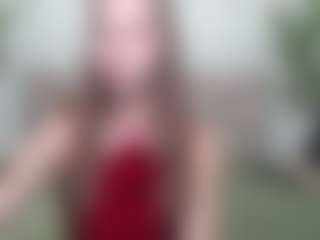 Live cam show with KleoYork - New Teen (18+) on live18s.com
