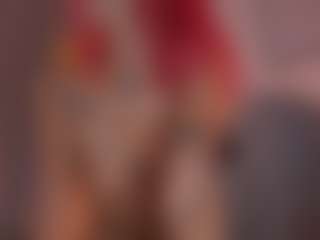 Live cam show with MelyTaylor - Tease on Camsoda