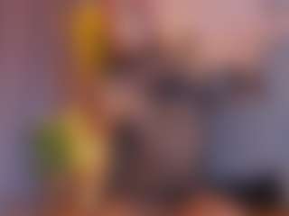 Live cam show with MelyTaylor - Shaved Pussy on Camsoda