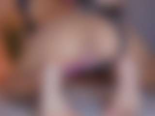 Live cam show with MelyTaylor - Cougar on madthumbs