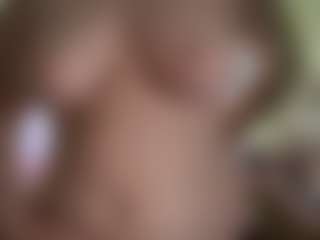 REVYMAIN's Live Sex Cam Show