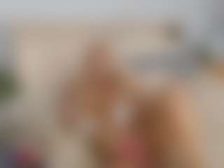 Live cam show with samathajamesxoxo - Blue Eyes on Fit Hotties