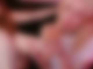 2giirls1cam's Live Sex Cam Show