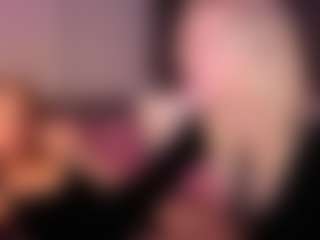 2giirls1cam's Live Sex Cam Show