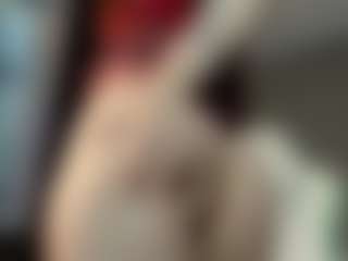 Live cam show with AmberGaze - Shaved Pussy Teen (18+) on AdultVida.com