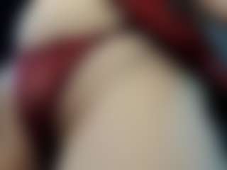 Live cam show with AmberGaze - Arab Tattoos on friskycurves.com