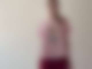 ClareAngley's Live Sex Cam Show