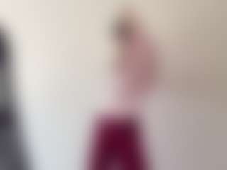 Show live cam dengan ClareAngley - Cute di Camsoda