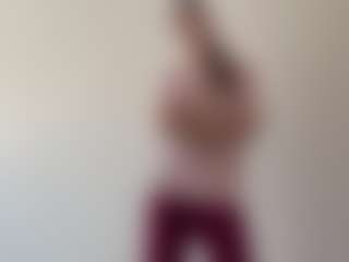 ClareAngley's Live Sex Cam Show