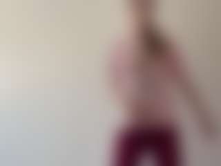 ClareAngley's Live Sex Cam Show