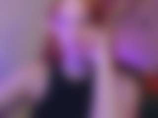Live cam show with Agatha - New Big Ass on livesuperchat.net