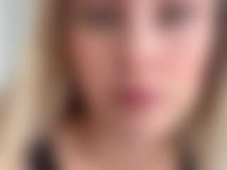 ellykey's Live Sex Cam Show