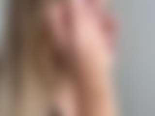 ellykey's Live Sex Cam Show