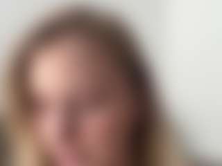 ellykey's Live Sex Cam Show