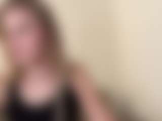 ellykey's Live Sex Cam Show