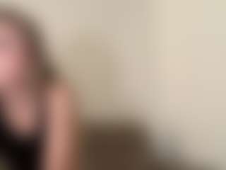 ellykey's Live Sex Cam Show