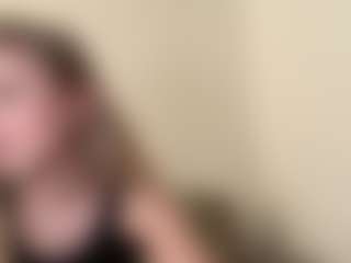 ellykey's Live Sex Cam Show