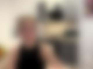 Live cam show with BellaSin - Blonde Hair Teen (18+) on PervPlay.com