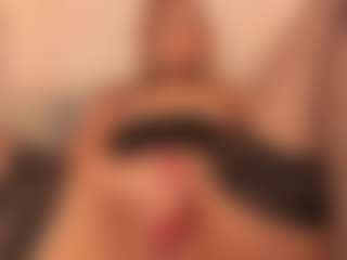 Emiily-Stonee's Live Sex Cam Show