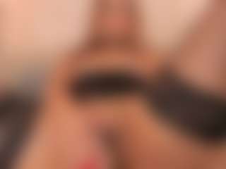 Emiily-Stonee's Live Sex Cam Show