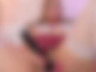 Emiily-Stonee's Live Sex Cam Show