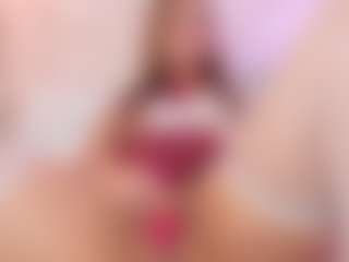 Emiily-Stonee's Live Sex Cam Show