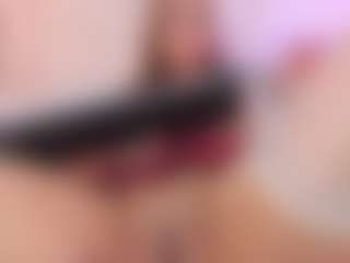 Emiily-Stonee's Live Sex Cam Show