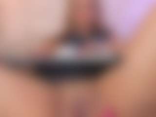Live cam show with Emiily-Stonee - Small Tits on https://playwithruby.com