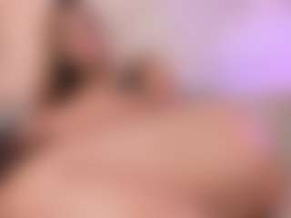 Live cam show with Emiily-Stonee - BBW on Camsoda