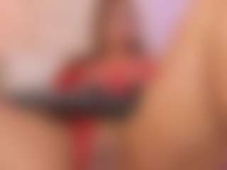 Live-Cam-Show mit Emiily-Stonee - Tattoos Brown Hair auf Camsoda
