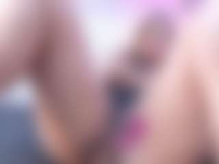 Emiily-Stonee's Live Sex Cam Show