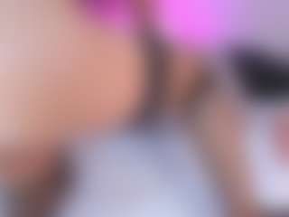 Emiily-Stonee's Live Sex Cam Show