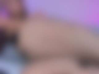 Emiily-Stonee's Live Sex Cam Show