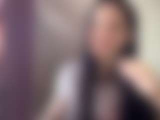 Live cam show with ErmelindaMerck - New Blowjob on Camsoda