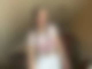 ErmelindaMerck's Live Sex Cam Show