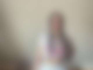 ErmelindaMerck's Live Sex Cam Show