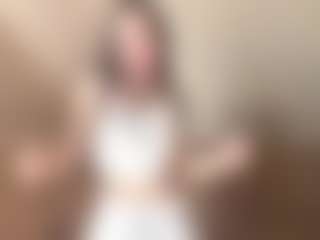 ErmelindaMerck's Live Sex Cam Show