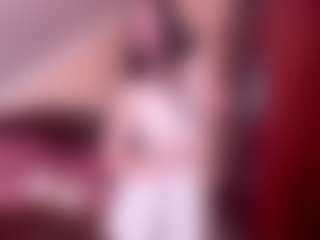 ErmelindaMerck's Live Sex Cam Show