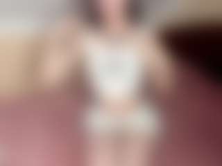 ErmelindaMerck's Live Sex Cam Show