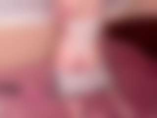ErmelindaMerck's Live Sex Cam Show