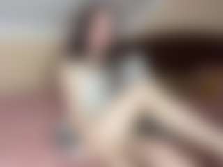 ErmelindaMerck's Live Sex Cam Show