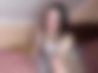Live cam show with ErmelindaMerck - Teen (18+) on Camsoda